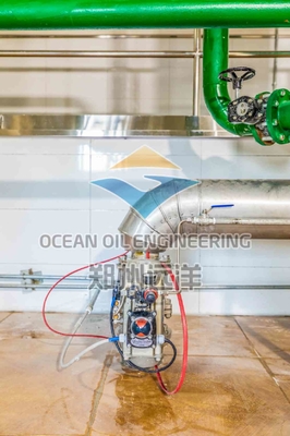 Planta del fraccionamiento del aceite del API 650 con la temperatura 250℃ y la altura de la boca de 3M