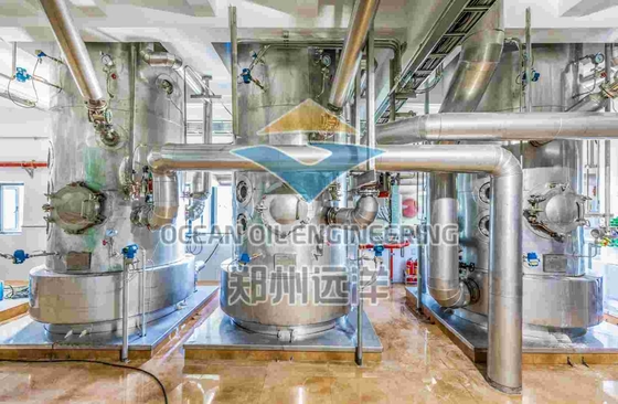 Planta del fraccionamiento del aceite del API 650 con la temperatura 250℃ y la altura de la boca de 3M